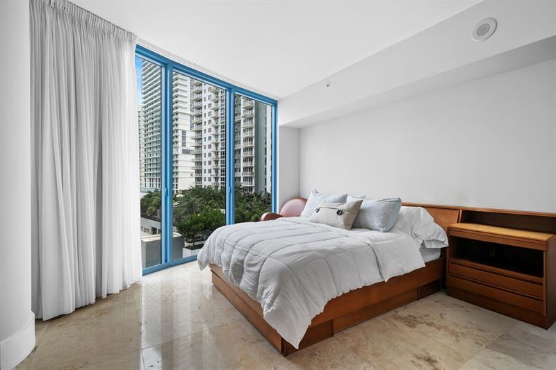 Image 9 of 43 For 333 Las Olas Way  1508