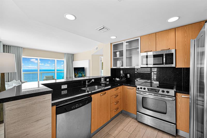 Image 10 of 57 For 505 Ft Lauderdale Bch Blvd  2018