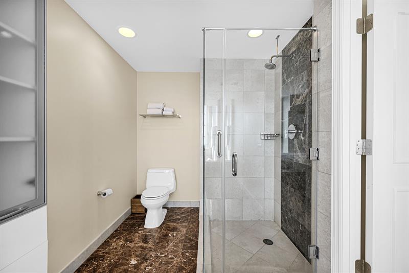 Image 29 of 57 For 505 Ft Lauderdale Bch Blvd  2018