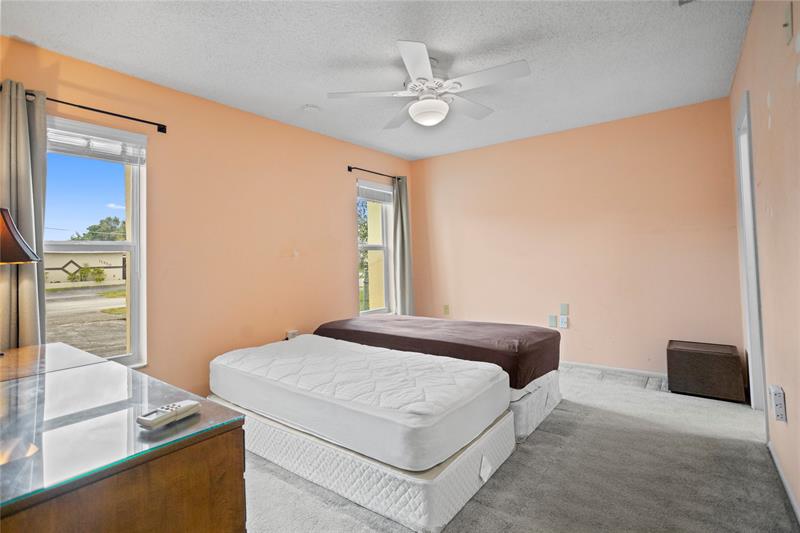 Image 28 of 59 For 11331 29th St