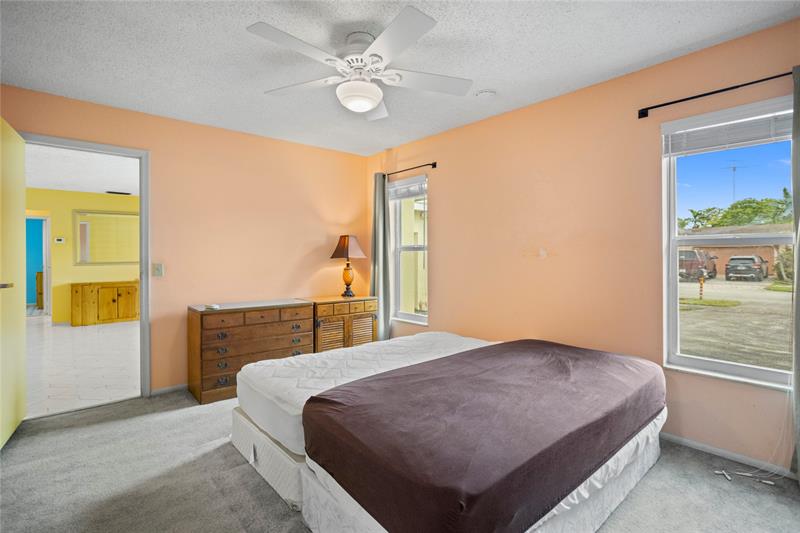 Image 29 of 59 For 11331 29th St