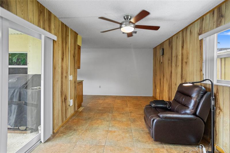 Image 45 of 59 For 11331 29th St