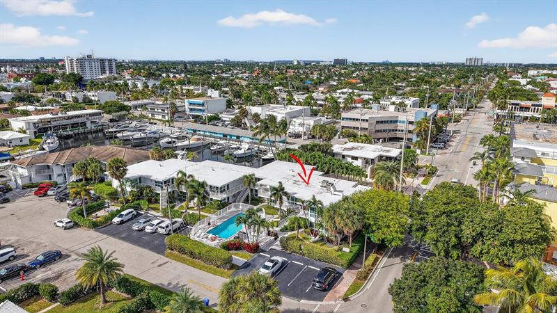 Image 46 of 60 For 223 Marine Ct  207