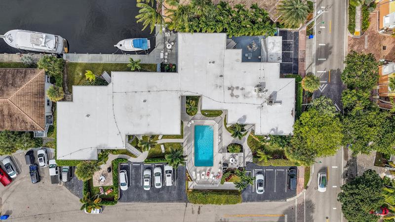 Image 59 of 60 For 223 Marine Ct  207