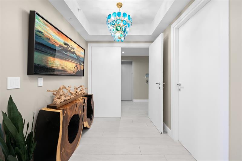 Image 14 of 75 For 435 Bayshore  503