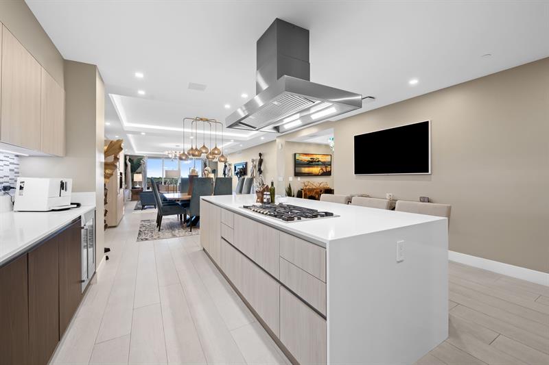 Image 19 of 75 For 435 Bayshore  503