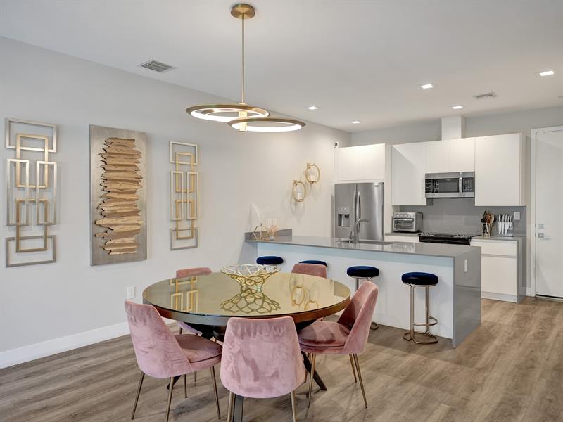 Image 10 of 38 For 1604 4th Ave