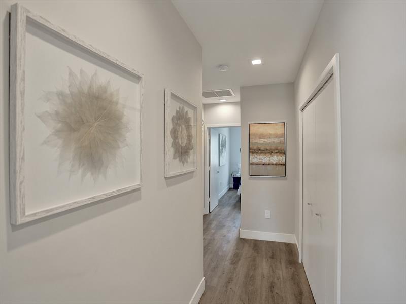 Image 27 of 38 For 1604 4th Ave