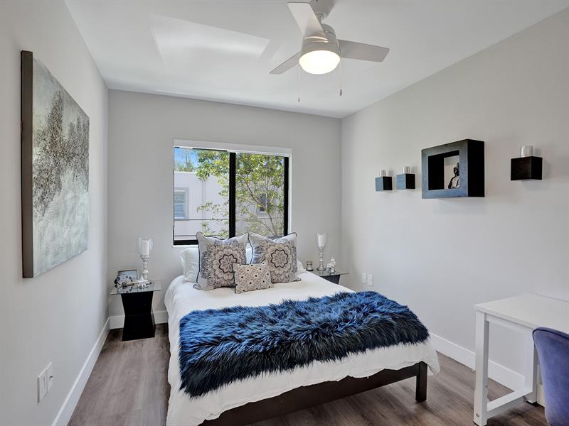 Image 28 of 38 For 1604 4th Ave