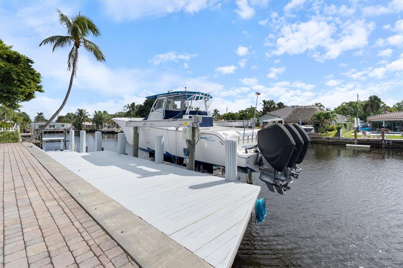 Image 25 of 34 For 370 3rd Ct  