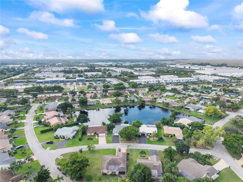 Image 25 of 26 For 10120 71st St