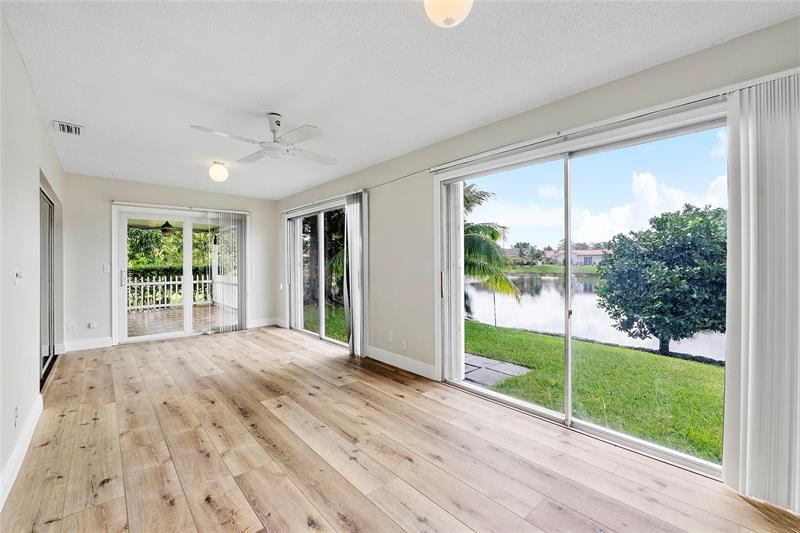 Image 3 of 26 For 10120 71st St