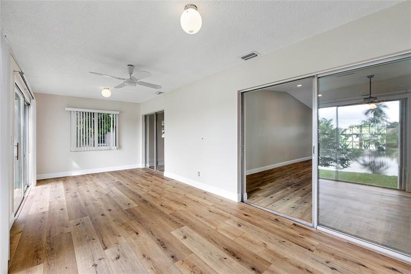 Image 8 of 26 For 10120 71st St