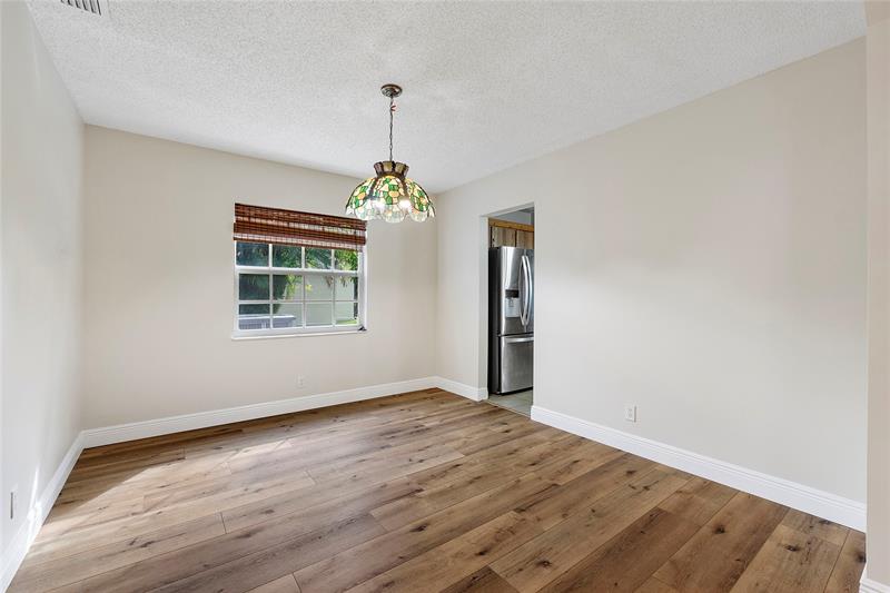 Image 9 of 26 For 10120 71st St