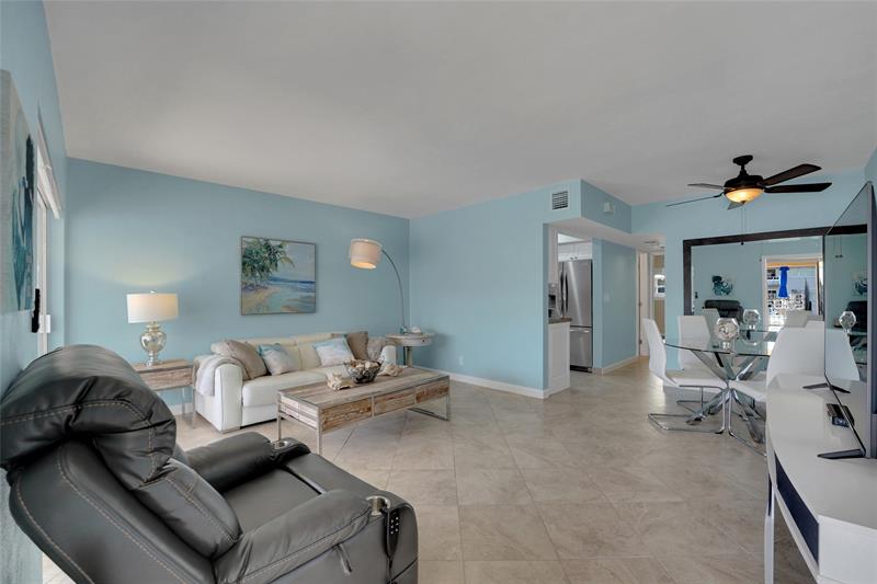 Image 18 of 33 For 2864 33rd Ct  105