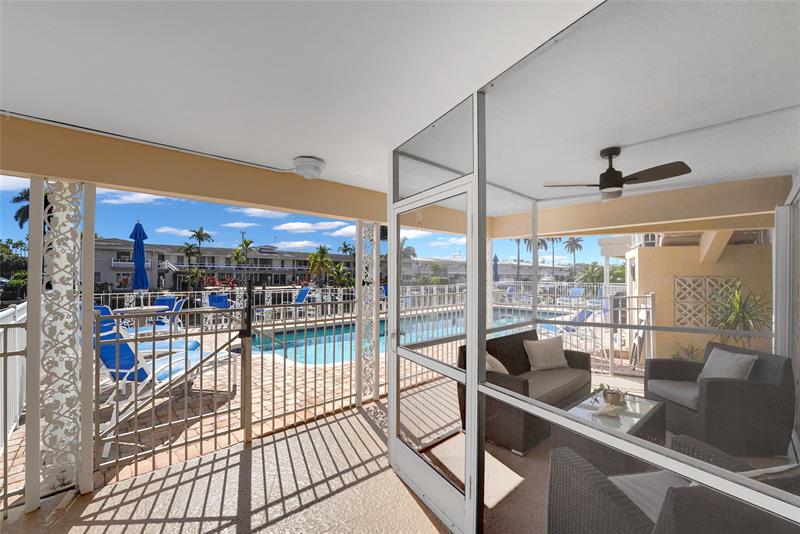 Image 23 of 33 For 2864 33rd Ct  105