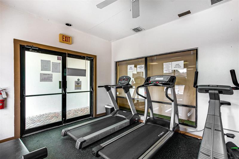 Image 40 of 43 For 5280 Las Verdes Cir  202