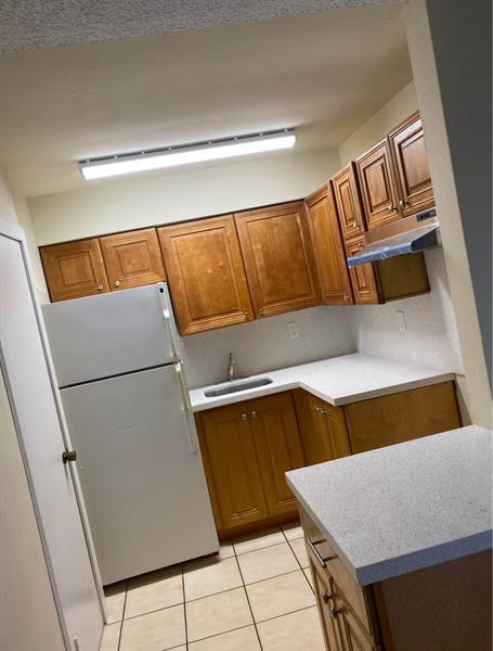 Image 3 of 11 For 8701 141st St  G5