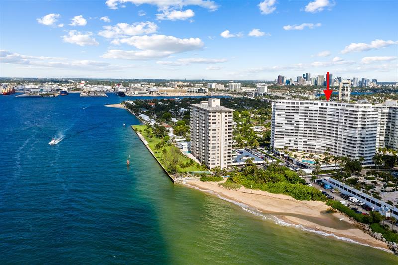 Image 31 of 32 For 2000 Ocean Dr 1006