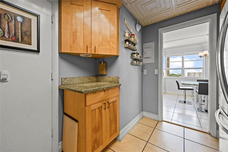 Image 18 of 42 For 133 Pompano Beach Blvd  702