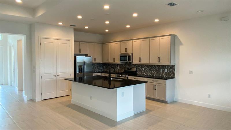 Image 19 of 78 For 32179 Logan Elm Ter