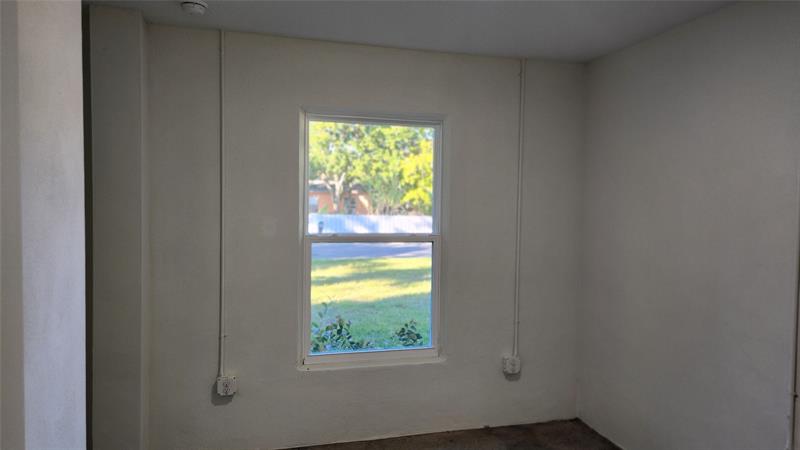 Image 13 of 20 For 2703 Avenue G  B