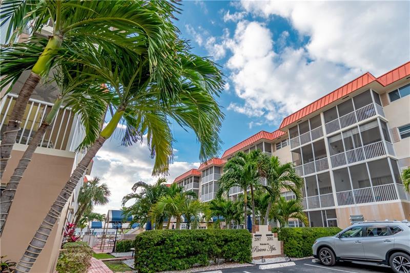 Image 39 of 40 For 2081 Ocean Dr  208