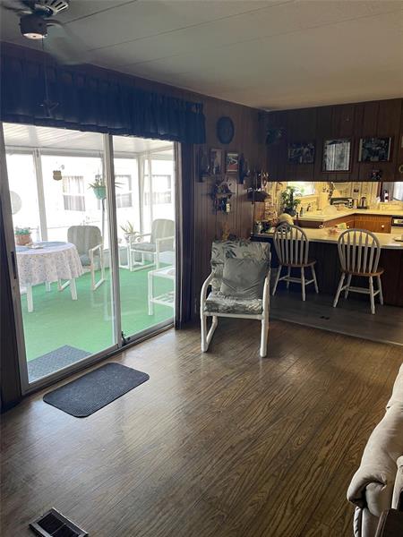 Image 10 of 19 For 8621 18th Ct