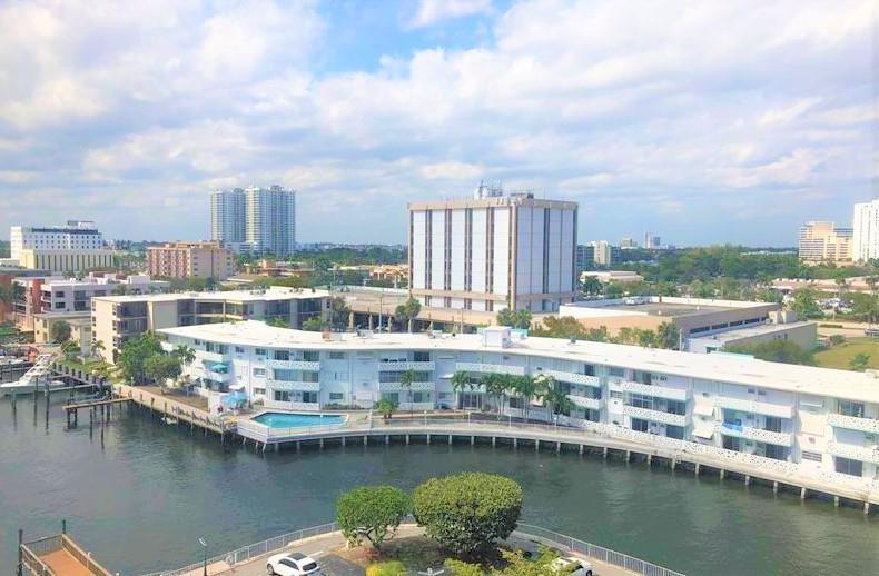 Image 15 of 20 For 100 Golden Isles Dr  511