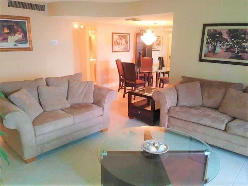 Image 6 of 20 For 100 Golden Isles Dr  511