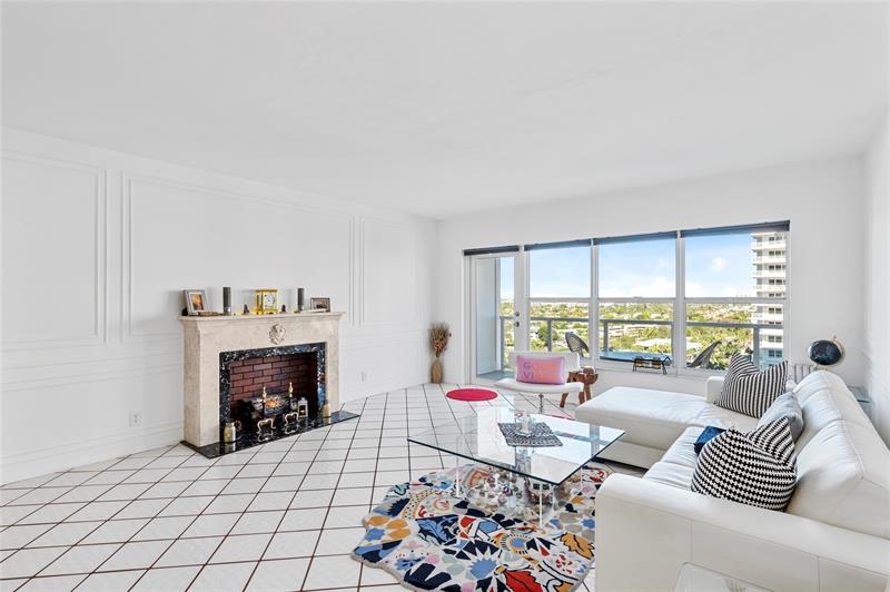 Image 2 of 24 For 3750 Galt Ocean Dr  1408