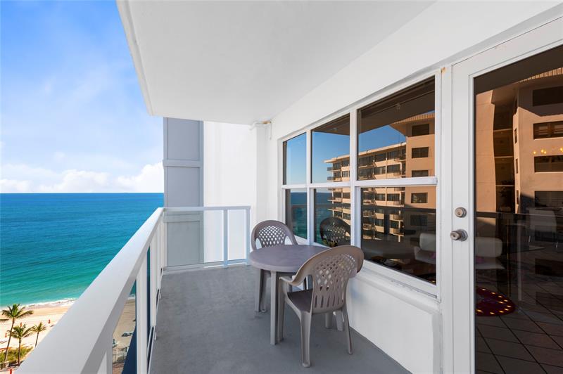 Image 20 of 24 For 3750 Galt Ocean Dr  1408