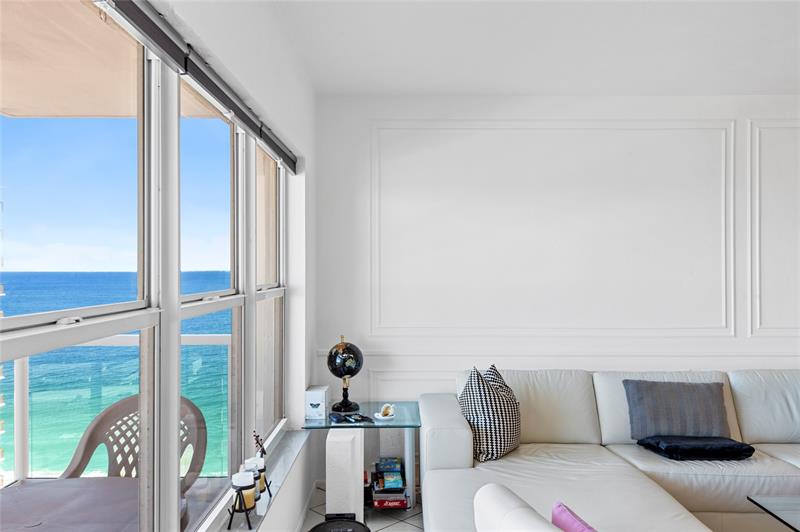 Image 4 of 24 For 3750 Galt Ocean Dr  1408