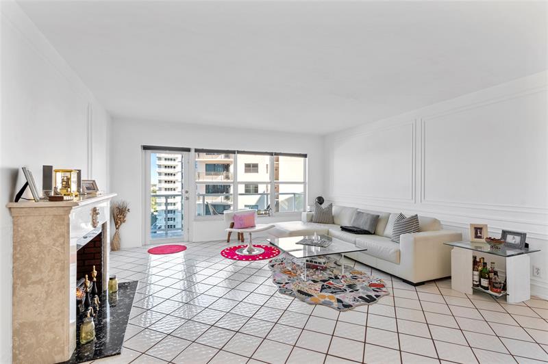 Image 5 of 24 For 3750 Galt Ocean Dr  1408