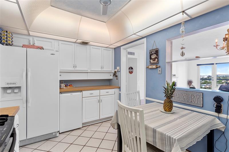 Image 9 of 24 For 3750 Galt Ocean Dr  1408