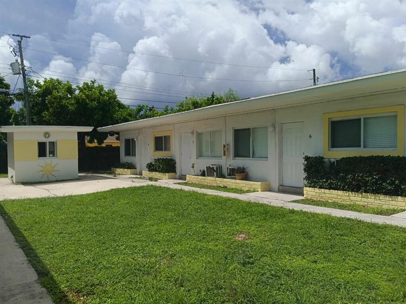 Details for 6208 Dawson St  1, Hollywood, FL 33023