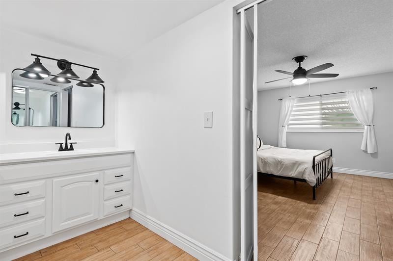 Image 11 of 17 For 3791 84th Ave  1 F