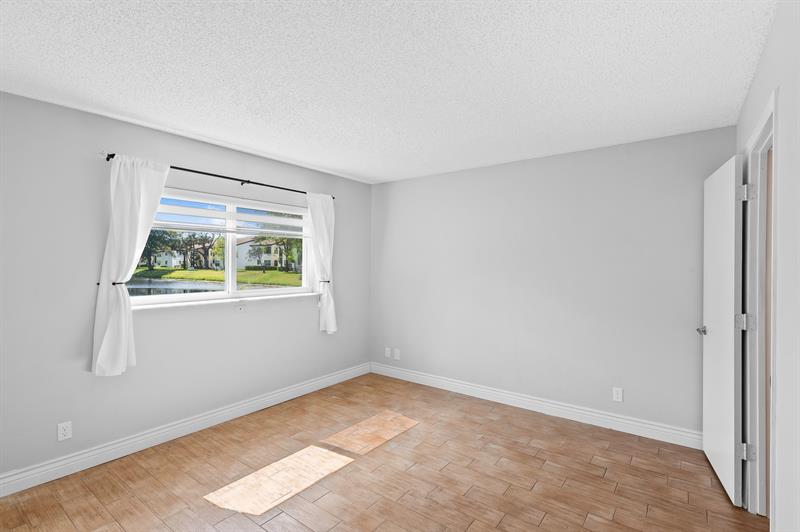 Image 9 of 17 For 3791 84th Ave  1 F