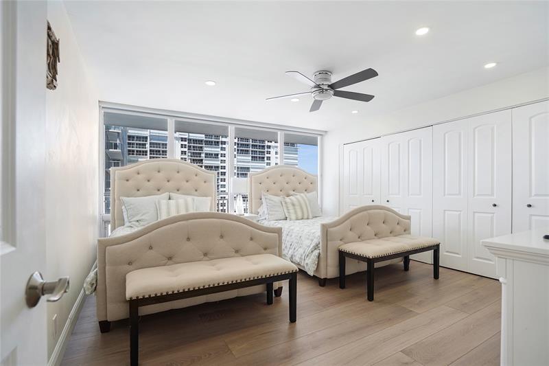 Image 40 of 86 For 4280 Galt Ocean Dr  11j