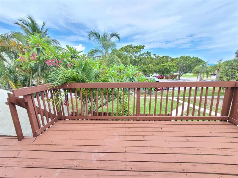 Image 19 of 22 For 2 Crossings Cir  G