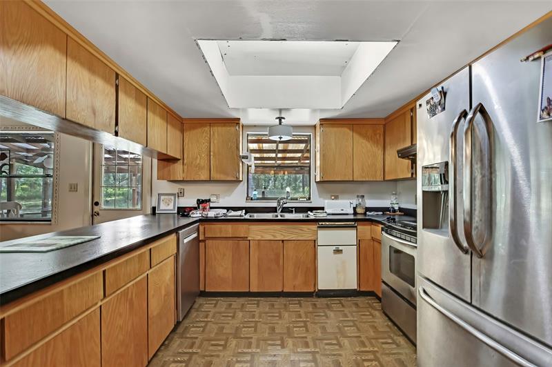 Image 30 of 57 For 26250 Blackjack St