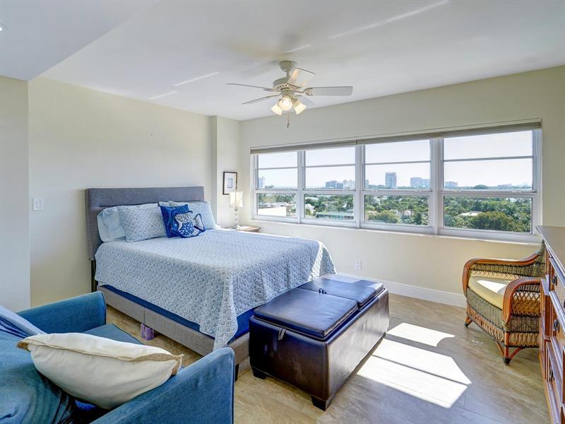 Image 23 of 45 For 2500 Las Olas Blvd  901