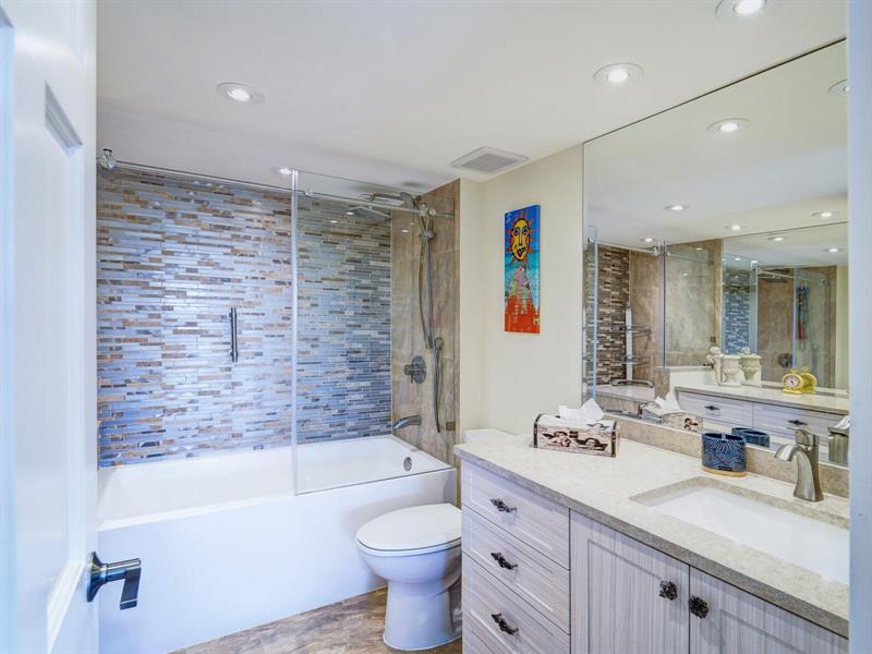 Image 27 of 45 For 2500 Las Olas Blvd  901