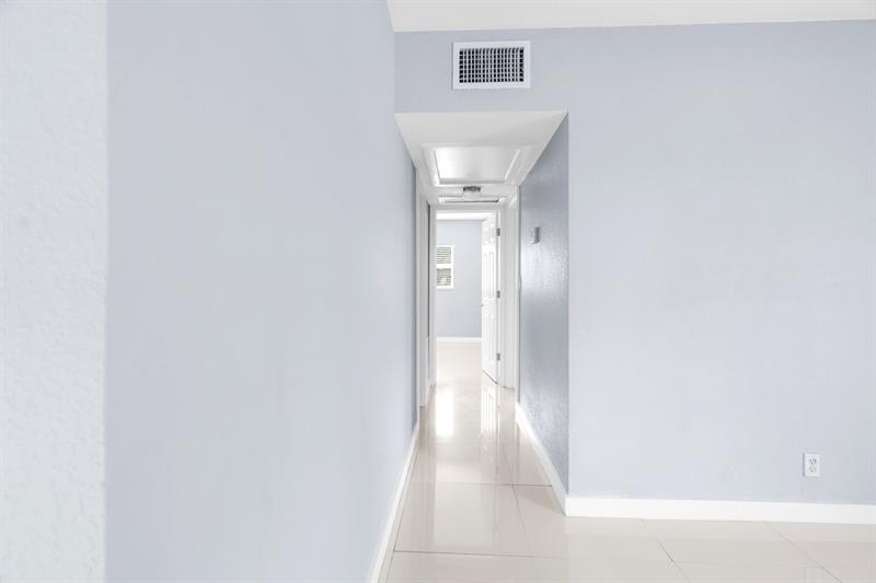 Image 12 of 29 For 416 15th Ave  3