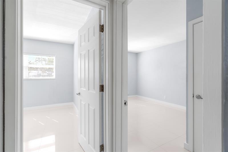 Image 17 of 29 For 416 15th Ave  3