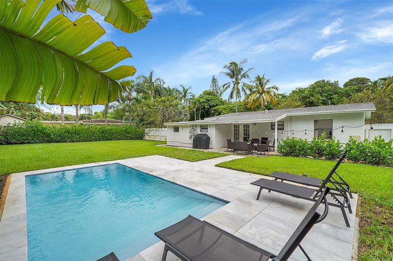 Image 44 of 48 For 400 26th Dr  