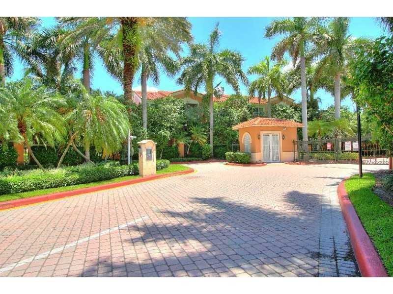 Details for 4836 State Road 7  5-204, Coconut Creek, FL 33073