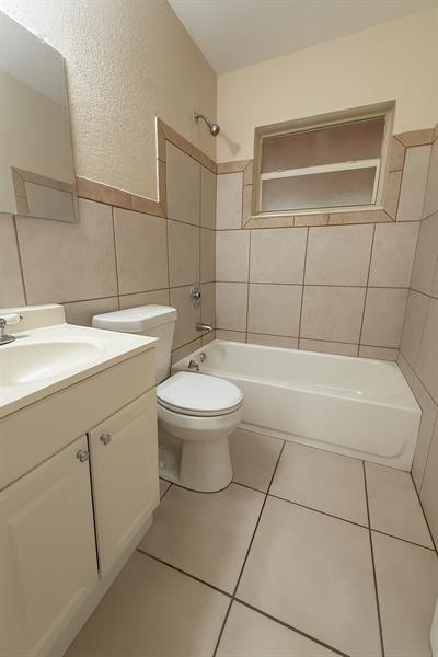 Image 5 of 14 For 6721 Mcclellan St