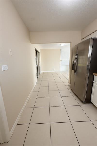 Image 8 of 14 For 6721 Mcclellan St