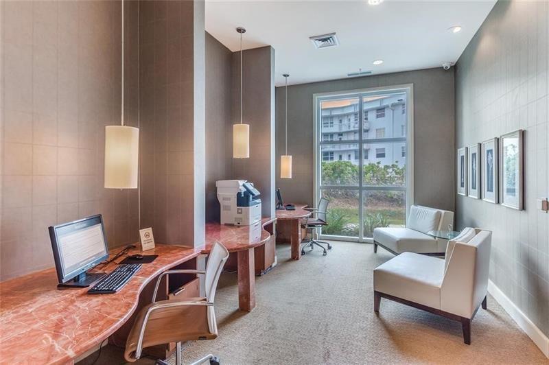 Image 15 of 35 For 1945 Ocean Dr  505